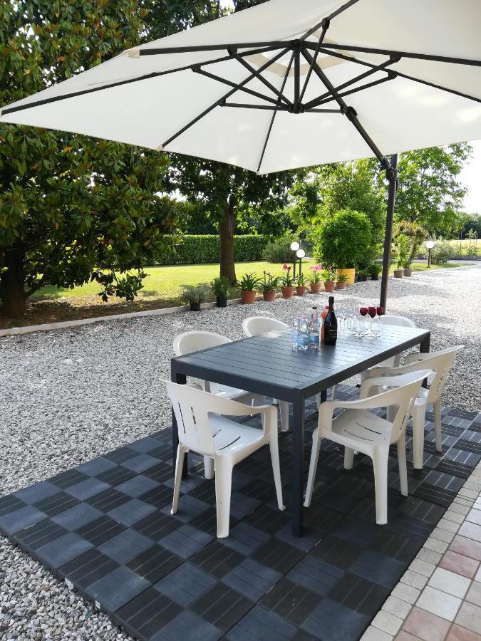 Готель Borgo Barucchella Sant'Andra Екстер'єр фото