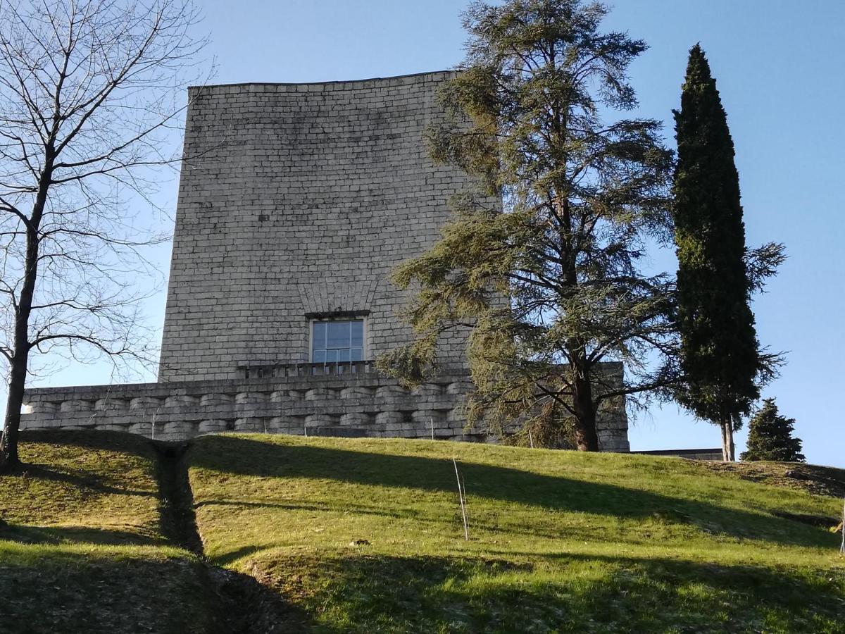 Готель Borgo Barucchella Sant'Andra Екстер'єр фото